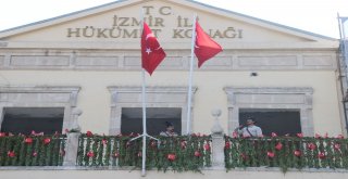 İzmir'in İşgalden Kurtuluşunun Yıl Dönümünde Duygulandıran Tören