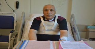 Baba Ve Oğlu Aynı Gün Hastaneye Yattı, Ameliyat Oldu Ve Aynı Gün Taburcu Edildi