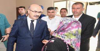 Vali Demirtaş Tufanbeylide Sorun Dinledi