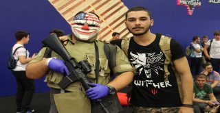 Binlerce Genç Oyun Fuarında Eğlenceli Dakikalar Yaşadı