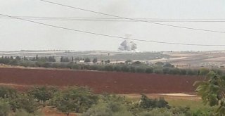 Rusya Savaş Uçakları Hama Ve İdlibi Bombaladı