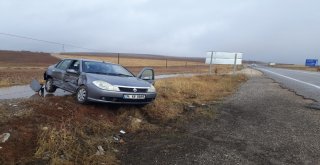 İki Otomobil Kafa Kafaya Çarpıştı: 1 Yaralı