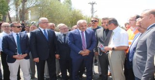 Van-Tatvan Arası Bsk Asfalt Çalışması