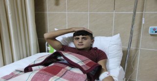 Okul Pansiyonu Tavanında Alçıpan Koptu, 3 Öğrenci Yaralandı
