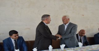 Vali Elban, Eleşkirtte  Başkan Sarıya Taziye Ziyaretinde Bulundu