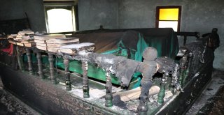 Yangında Zarar Gören Kasım Dede Türbesi Onarılacak