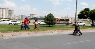 Yakalanan Çocuk Dilenciler Ailelerine Teslim Ediliyor