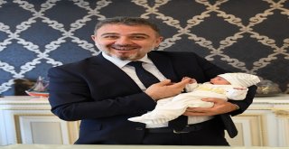 15İnci Evlilik Yıldönümlerinde Tüp Bebek Sevinci Yaşadılar