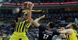 Tahincioğlu Basketbol Süper Ligi: Fenerbahçe: 78 - Beşiktaş Sompo Japan: 73