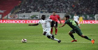 Spor Toto Süper Lig: Konyaspor: 1 - Bursaspor: 1 (İlk Yarı)