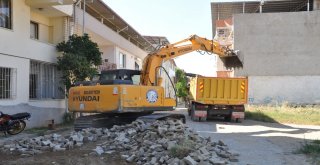 Nazillide Yol Yapım Çalışmaları Sürüyor