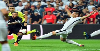 Uefa Avrupa Ligi: Beşiktaş: 2 - Partizan: 0 (İlk Yarı)