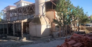 Başkan Mermer, Tarihi Cami Yıkılma Tehlikesi Yaşıyor