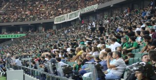 Kocaelispor Yeni Stadında İlk Maçına Çıktı