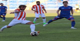 Spor Toto 1. Lig: Adanaspor: 1 - Kardemir Karabükspor: 0 (İlk Yarı Sonucu)