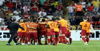 Galatasaray, Deplasmanda 2 Maç Sonra Galip