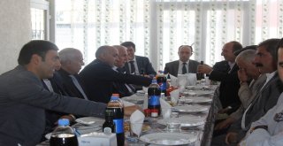 Başkale Spor Kulübünden Kaynaşma Yemeği