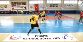 Adıyaman Belediyespor: 29-29 :karşıyaka Belediyespor