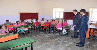 Budanur Köy Okullarını Ziyaret Etti
