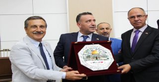 Tepebaşı İle Salfeet Kardeş Şehir Oldu