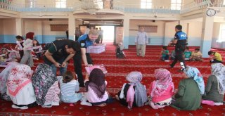 Hakkari Polisi Çocukları Bilgilendirmeye Devam Ediyor