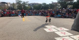 Okullarına Gelen Sevimli Misafirler Öğrencileri Coşturdu