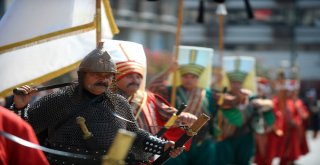 Bursada 30 Ağustos Zafer Bayramı Coşkusu