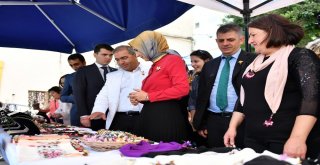 Mersinde El Emeği Göz Nuru İğne Oyaları Görücüye Çıktı