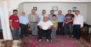 Şarapnel Parçası Sonrası Felç Kalan Iraklı Adama Akülü Sandalye