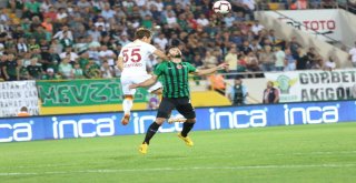 Spor Toto Süper Lig: Akhisarspor: 0 - Galatasaray: 0 (İlk Yarı)