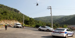 Fethiyede Helikopter İle Havadan Trafik Denetimi