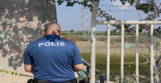 Sulama Kanalındaki Ceset Vinçle Çıkarıldı
