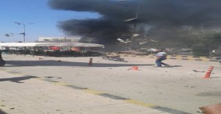 Azezde Bomba Yüklü Bir Araç Patladı: 3 Ölü