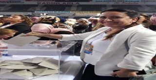 Başkan Üstün Ve Yönetimi Ankaradaki Kongreye Katıldı