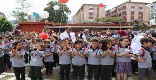 İstiklal Marşı Okunurken Asker Selamı Veren Çocuğun Hayali Asker Olmak