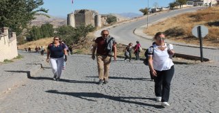 Unesco Listesine Giren Harputa Sonbaharda Bile İlgi Azalmadı