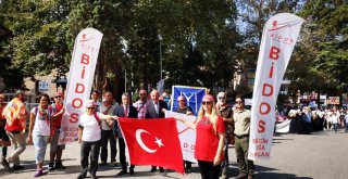 Domaniçten Teslim Alınan Sancak Ve Toprak Vali Büyükakına Teslim Edildi