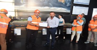 İzmit Belediyesi Gönüllü Arama Kurtarma Ekibi Sertifikalarını Aldı