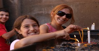 (Özel Haber) Akdamar Adası Ayine Hazır