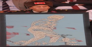 Aşırı Sıcak Zafer Bayramı Törenine İlgiyi Azalttı