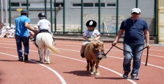 Yenimahalleli Minikler Uçurtma Şenliğinde Buluştu