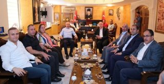 Ak Parti Mkyk Üyesi Orhan Miroğlundan Vali Yamana Ziyaret