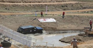 Off Road Tutkunları Niğdede Buluştu