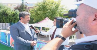 Küçükçekmecede Portatif Havuzlarda Yaklaşık 50 Bin Çocuk Yüzme Öğrendi