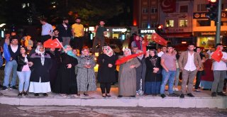 Tosyada Kutlama Yapan Seçmenden Muharrem İnceye Süzme Yoğurt Benzetmesi