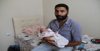 Enfeksiyondan Hayatını Kaybeden Kadının Mezarı Açıldı