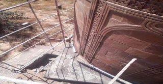 Güroymakta Tarih Mekanlar Aydınlatılıyor