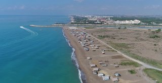 Antalyada Denize Sıfır Obalarda Ücretsiz Lüks Tatil Kıskandırıyor