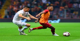 Spor Toto Süper Lig: Galatasaray: 0 - Kasımpaşa: 0 (Maç Devam Ediyor)