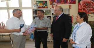 Başkan Çelik, Kayseri Toplum Ruh Sağlığı Merkezini Ziyaret Etti